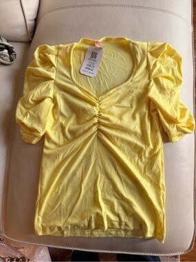 Yellow Ruched V-Neck Puff Sleeve Top